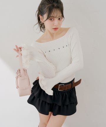 Chico(チコ) 袖フレアニット