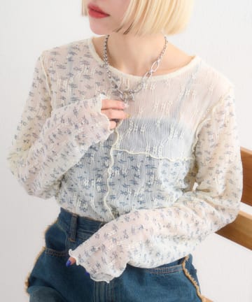 w closet(ダブルクローゼット) 花柄パッチワークT