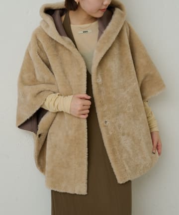 OUTLET(アウトレット) 【Omekashi】ショートファーボンディングポンチョ