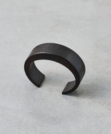 BEARDSLEY(ビアズリー) ​​​​​​​《Helena Rohner》ウッドバングル