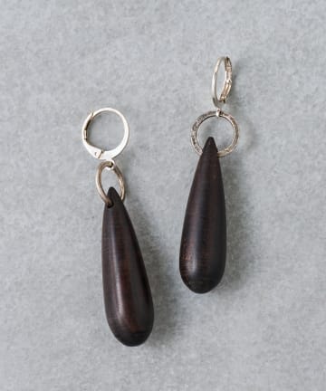 BEARDSLEY(ビアズリー) ​​​​​​​《Helena Rohner》ウッドドロップピアス