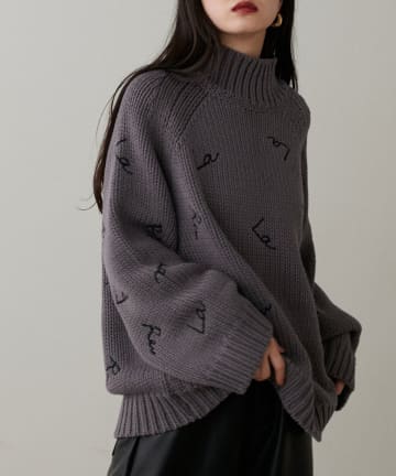 NICE CLAUP / OLIVE des OLIVE OUTLET(ナイスクラップ  / オリーブ デ オリーブ アウトレット) 【LARUTA】ハンド風ロゴ刺繍ニット