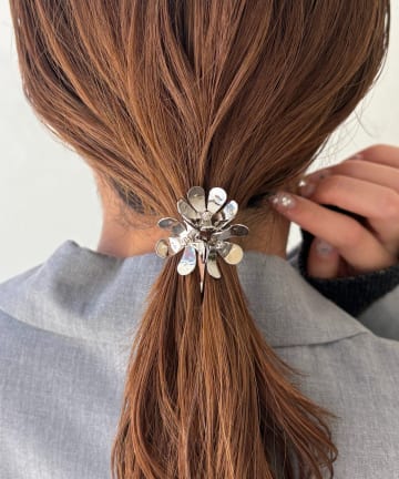 Lattice(ラティス) フラワーヘアカフ