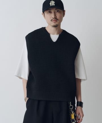 Lui's(ルイス) SURJENT ノースリーブスキッパーニット