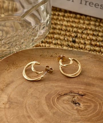 Jena　espace merveilleux(ジェナ　エスパスメルヴェイユ) メタルウェーブピアス