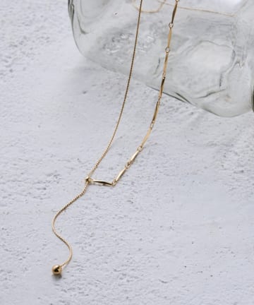 Jena　espace merveilleux(ジェナ　エスパスメルヴェイユ) ナローロングスライドネックレス