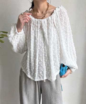 DOUDOU(ドゥドゥ) ドットジャガードオフショルブラウス