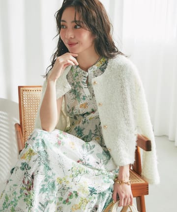 La boutique BonBon(ラブティックボンボン) 【お上品着映え】エンブロイダリーフラワープリントワンピース