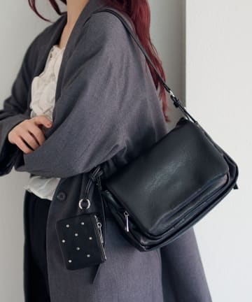 Kastane(カスタネ) 【2.15(日)0:00発売】スタッズポーチ&ワンショルバッグ