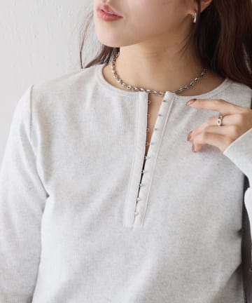 COLONY 2139(コロニー トゥーワンスリーナイン) ホックヘンリーネックフライスプルオーバー