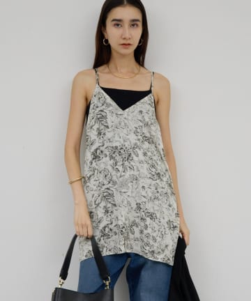 GALLARDAGALANTE(ガリャルダガランテ) 【セットアップ対応】ボタニカルサテンキャミ