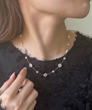 Lattice(ラティス) フラワーパールネックレス