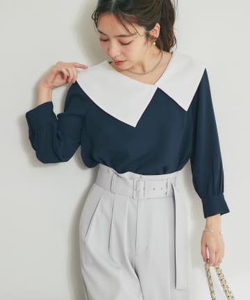 La boutique BonBon(ラブティックボンボン) 【小顔見え】アシメビッグカラーブラウス