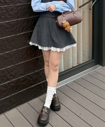 NICE CLAUP / OLIVE des OLIVE OUTLET(ナイスクラップ  / オリーブ デ オリーブ アウトレット) 【continuer】【SETUP】裾レースミニスカート