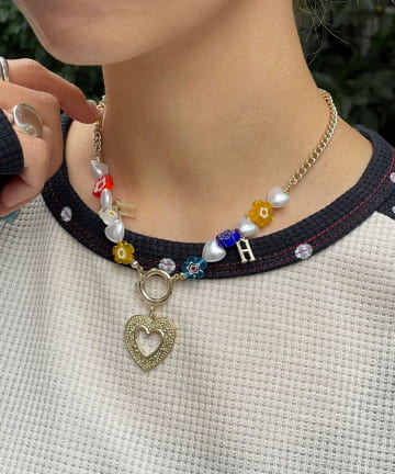 CIAOPANIC(チャオパニック) 【HELLO.SANFRANCISCO/ハローサンフランシスコ】イニシャルチャームフラワービーズネックレス