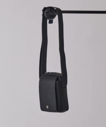 Lui's(ルイス) レザーフラップバッグS