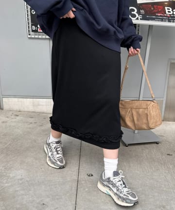 DISCOAT(ディスコート) 【umm.】裾フリルミドルナロースカート