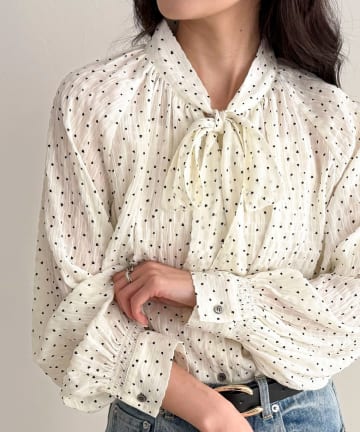 FREDY & GLOSTER(フレディ アンド グロスター) ハートドットボウタイブラウス