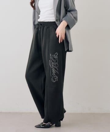 Remind me and forever(リマインドミーアンドフォーエバー) キラキラロゴスウェットパンツ