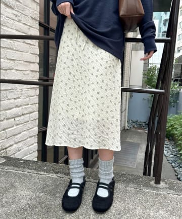 DISCOAT(ディスコート) 【umm./花柄＆無地】生地シャーリングスカート