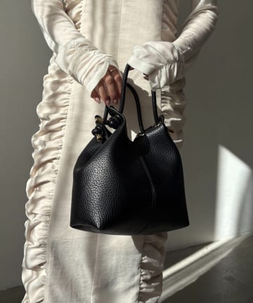 CAPRICIEUX LE'MAGE(カプリシュレマージュ) ノットハンドルバッグ