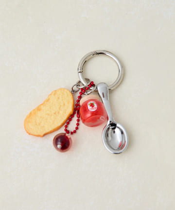 ear PAPILLONNER(イア パピヨネ) モーニングブレッドチャーム