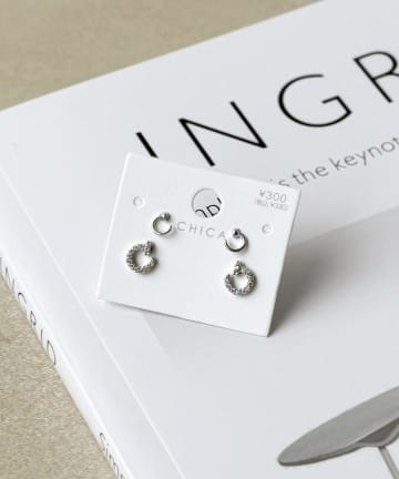 3COINS(スリーコインズ) カーブピアス4個セット