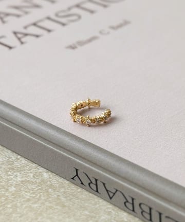 3COINS(スリーコインズ) キラキラキュービックイヤカフ