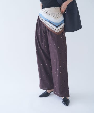 Remind me and forever(リマインドミーアンドフォーエバー) 【nane】ドット柄刺繍パンツ