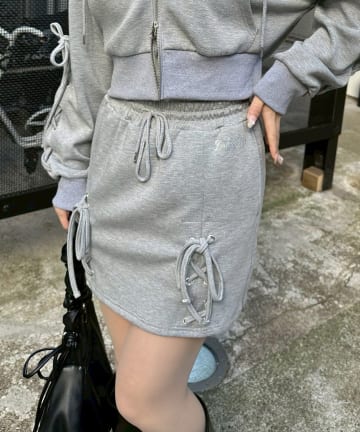 Remind me and forever(リマインドミーアンドフォーエバー) 【set upで楽しめる】ロゴキラリダンボールレースUPスカート