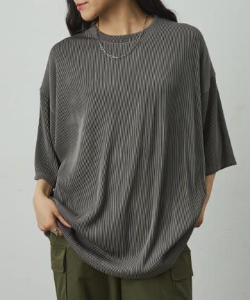 COLONY 2139(コロニー トゥーワンスリーナイン) ストレッチプリーツ半袖T