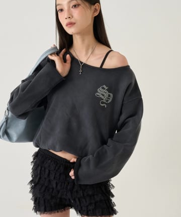 OUTLET(アウトレット) 【WHO'S WHO gallery】ラインストーンオフショルスウェット