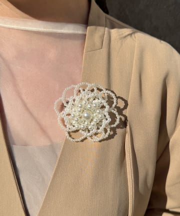 Lattice(ラティス) 【オケージョン】パールフラワーコサージュ