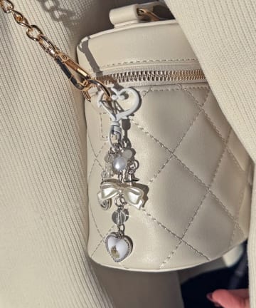 Lattice(ラティス) キャットリボンチャーム