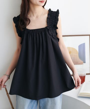 DISCOAT(ディスコート) 【〝♡”で教えて春の推し服】肩ギャザーノースリチュニック