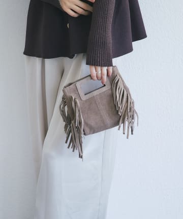 La boutique BonBon(ラブティックボンボン) 【オウレンティ】ストラップ付きサイドフリンジトートバッグ