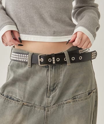 WHO’S WHO gallery(フーズフーギャラリー) SQUARE STUD BELT