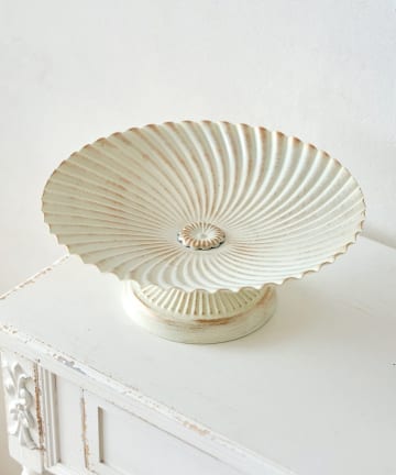 salut!(サリュ) 《WEB限定再入荷》スタンド付きトレイ