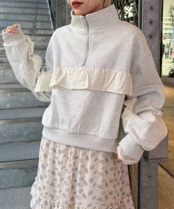 w closet(ダブルクローゼット) ハーフジップフリルスウェット