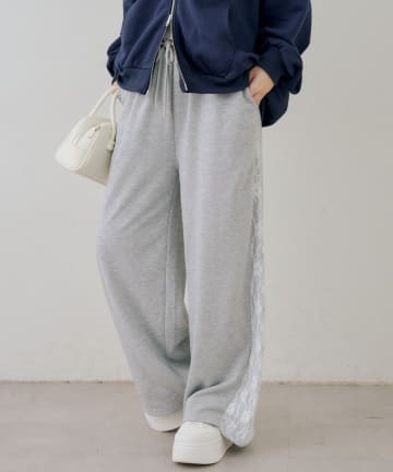 Remind me and forever(リマインドミーアンドフォーエバー) サイドレーススウェットパンツ