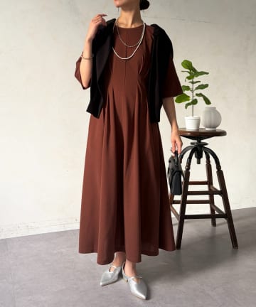 Chez toi(シェトワ) タックワンピース