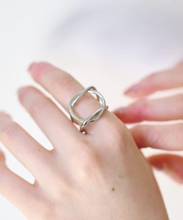 Kastane(カスタネ) 【fiw./3.12(木)12:00発売】ダブルホールリング