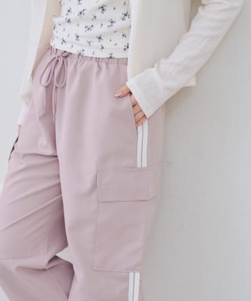 NICE CLAUP / OLIVE des OLIVE OUTLET(ナイスクラップ  / オリーブ デ オリーブ アウトレット) 【RMAF】脇ライン入りカーゴパンツ