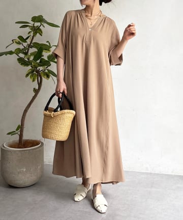 un dix cors(アンディコール) 【全骨格細見え！】ステッチスキッパーワンピース