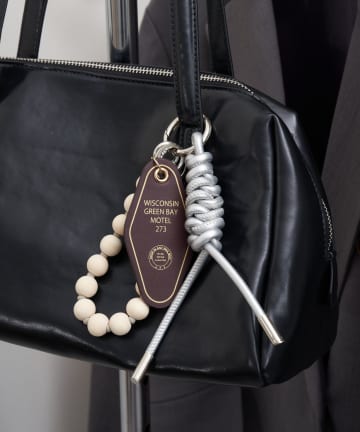 CIAOPANIC TYPY(チャオパニックティピー) ≪26SS展示会アイテム≫合皮プレートチャーム