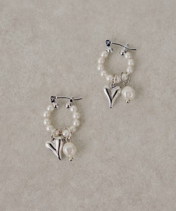 Chico(チコ) ハートモチーフ付きパールフープピアス