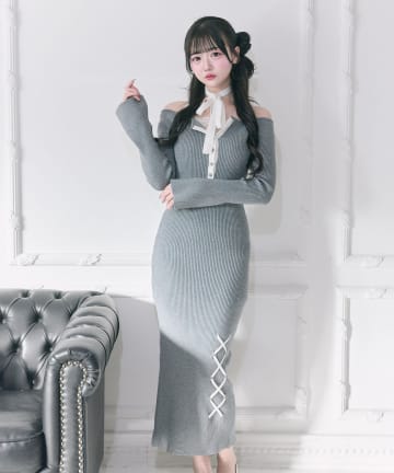 Belle Charme(ベルシャルム) Neck Ribbon Mermaid Knit Onepiece