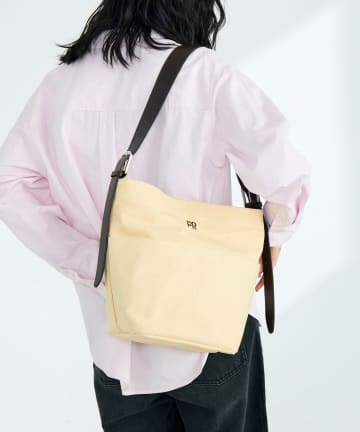 FREDY & GLOSTER(フレディ アンド グロスター) FRレザーワンショルバッグ