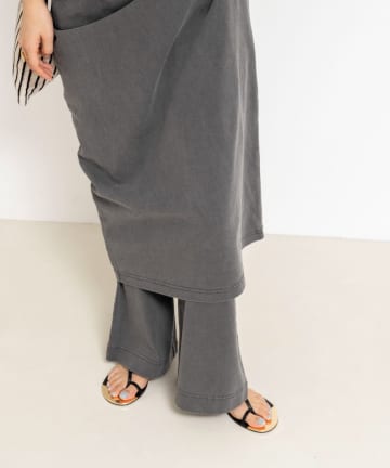 NOLLEY'S(ノーリーズ) ウォッシャブルピグメント加工フレアカットソーパンツ