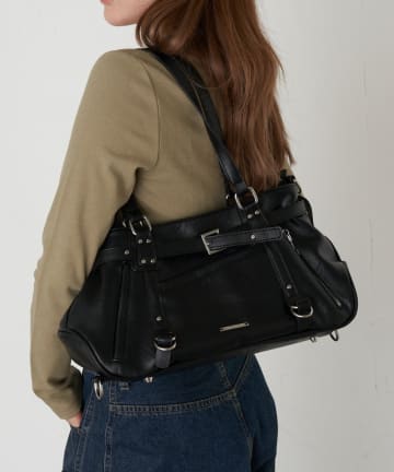 RAY CASSIN(レイカズン) ベルト付ジップポケットショルダーバッグ